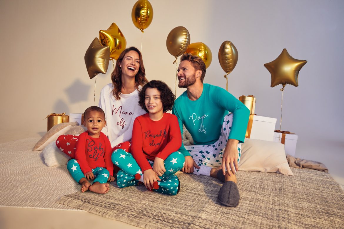 rt_19-XMASCONT-033_182